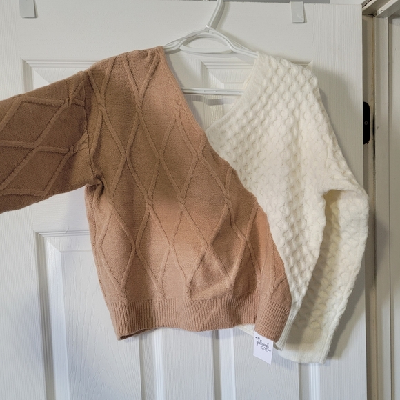 Debut crop sweater Sz S/M - Picture 2 of 6